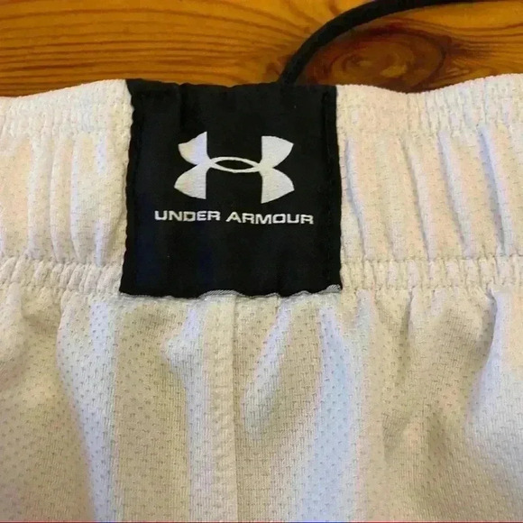 Under armour basketball shorts - Picture 7 of 8